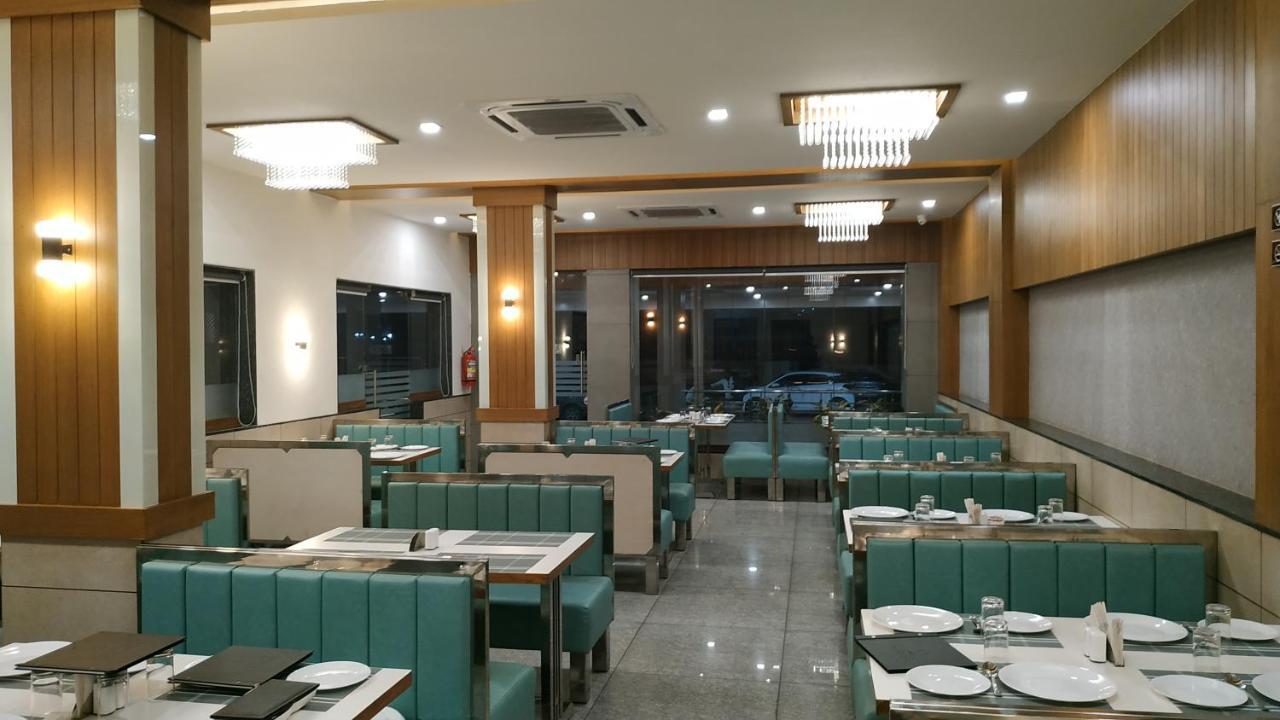 Hotel Satkar Chhatral Εξωτερικό φωτογραφία